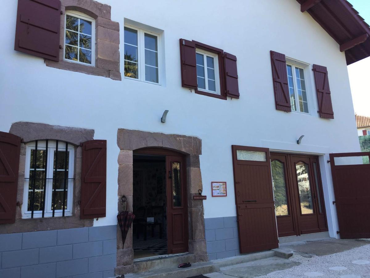 Louhossoa Chalbonia Bed & Breakfast エクステリア 写真