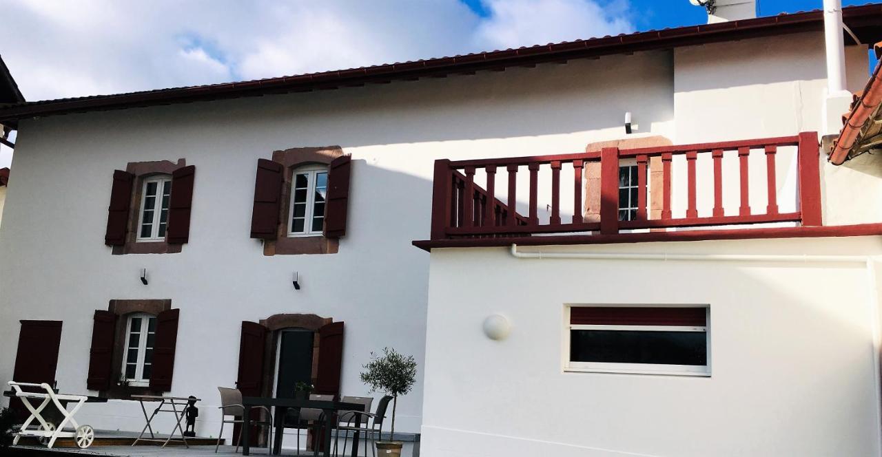 Louhossoa Chalbonia Bed & Breakfast エクステリア 写真
