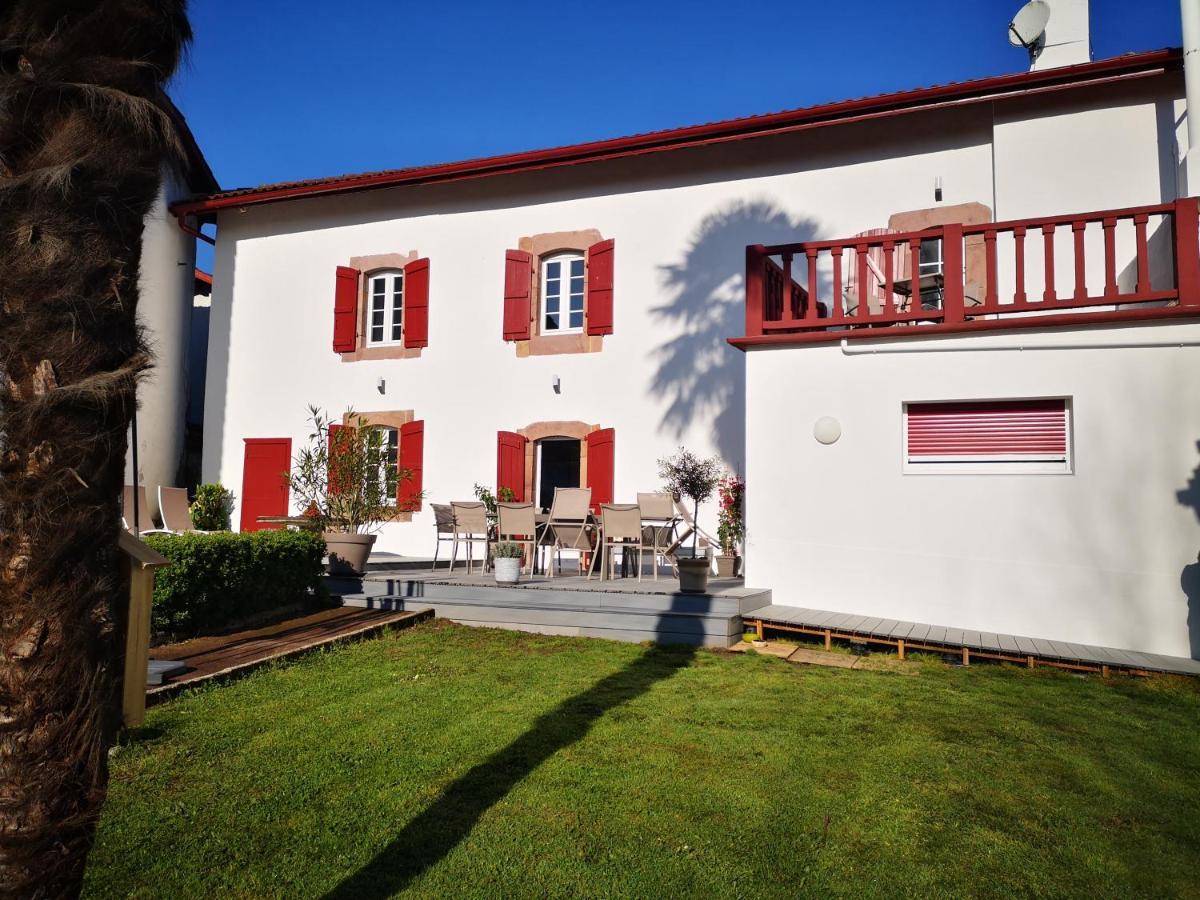 Louhossoa Chalbonia Bed & Breakfast エクステリア 写真